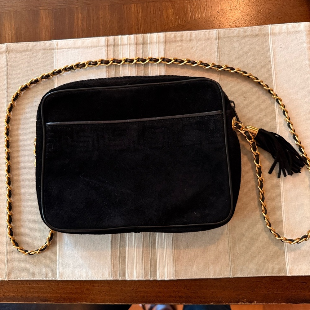 Chic Black Crossbody Bag with Gold Chain